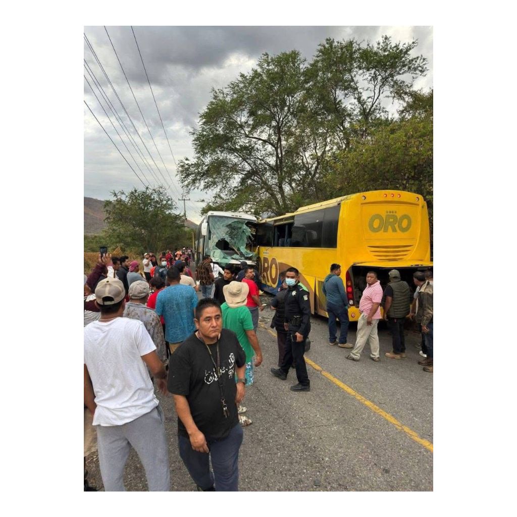 Accidente-en-la-carretera-Tlapa-Puebla